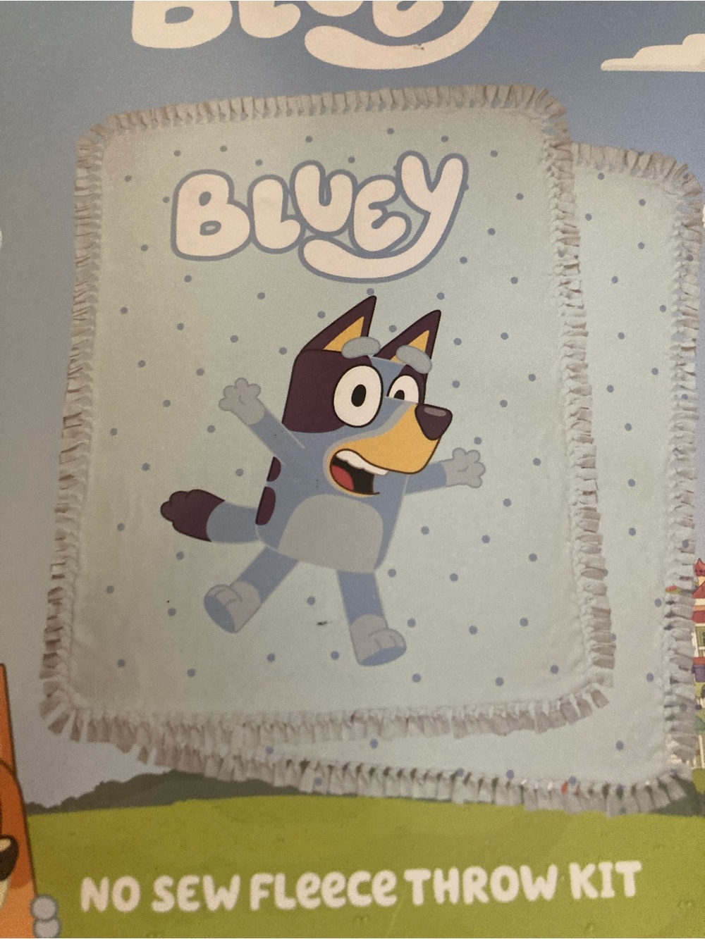 New In Wrapper Bluey No-Sew Fleece Throw Blanket - Blue